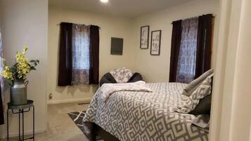 2 bedrooms, iron/ironing board, travel crib, free WiFi