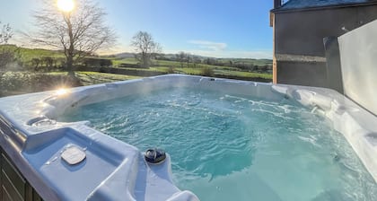 Woodend Farmhouse Halmyre
