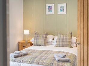 4 chambres, accès au Wi-Fi (inclus), literie fournie