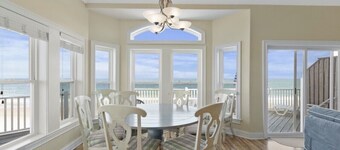 6 BR/5.5 baths on quiet beach.  Penthouse suite.  Free linens.  Gorgeous views!