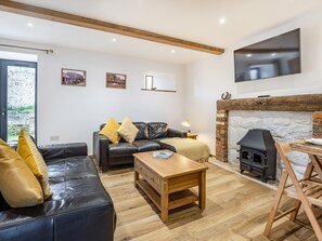 Living area - 2 bedroom accommodation in Wroxall, near Ventnor (Wroxall, near Ventnor)