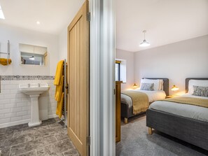 2 quartos, Wi-Fi de cortesia, roupa de cama