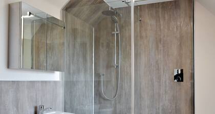 Inver House Apartment