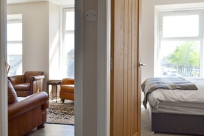 2 bedrooms, free WiFi, bed sheets - Inver House Apartment (Inverurie)