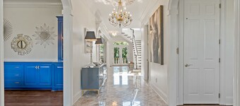 Stunning And Spacious Nashville Home With In-Ground Pool On The Lake!