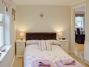 3 chambres, Wi-Fi gratuit, draps fournis