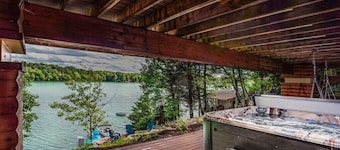 Gorgeous view of Long Lake, Lakefrontcabin hottub fireplace kayaks paddleboards