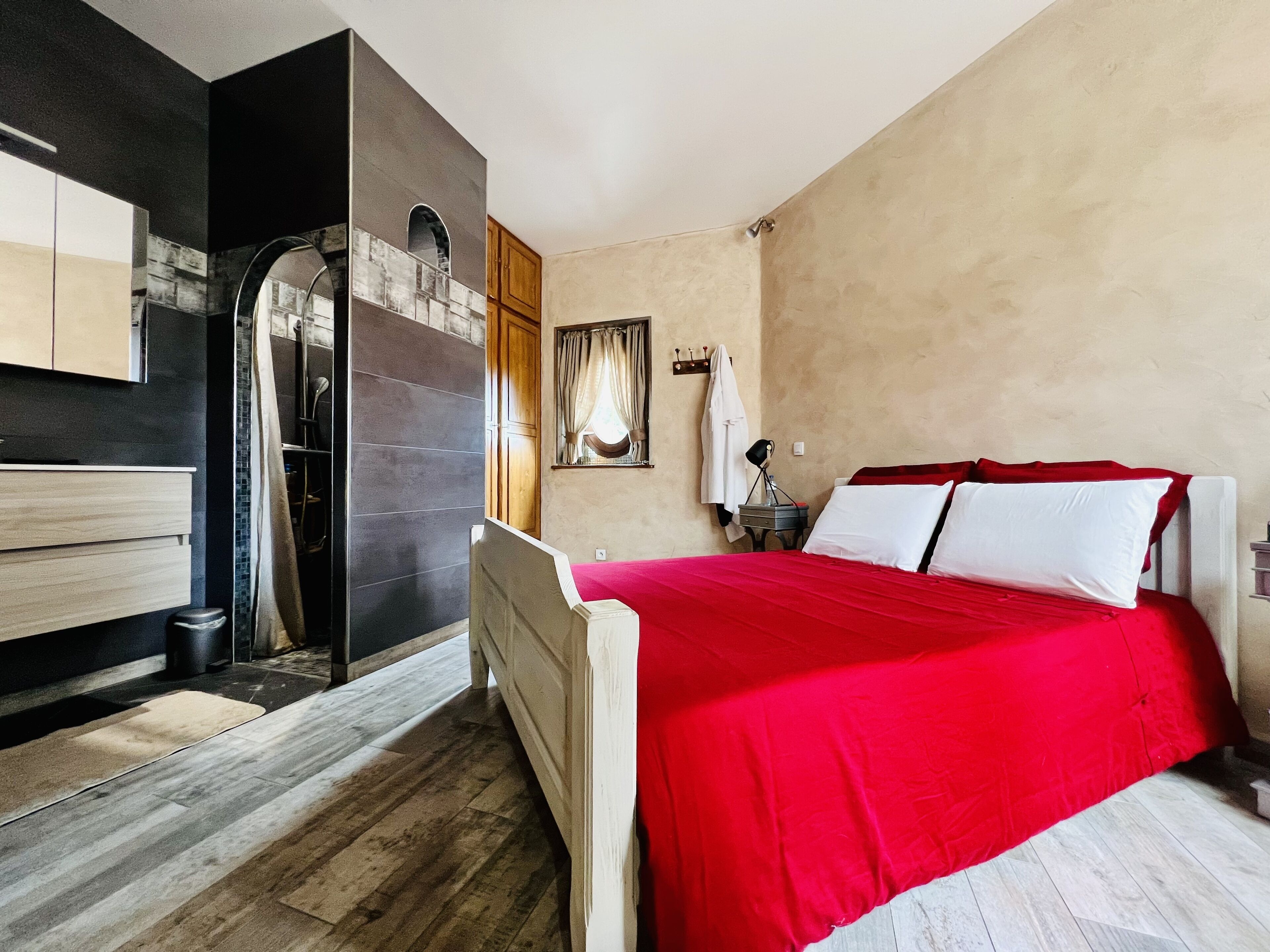 1 bedroom, iron/ironing board, free WiFi, bed sheets