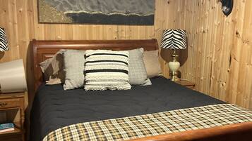3 bedrooms, WiFi, bed sheets