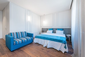 1 bedroom, desk, Internet, bed sheets - GuestReady - Jardim das Oliveiras GuestHouse (Porto)