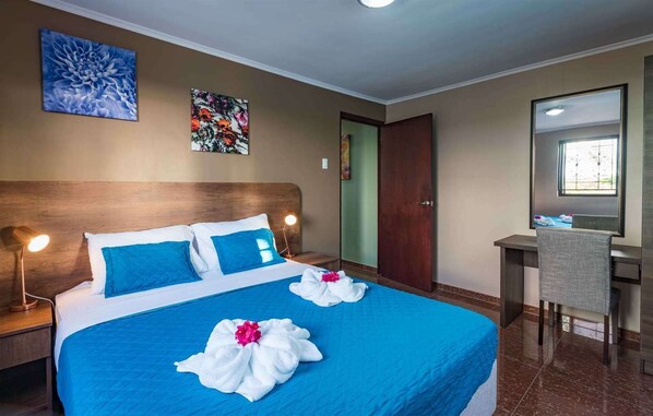 5 bedrooms, WiFi