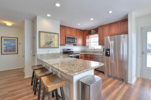 Microondas y lavavajillas