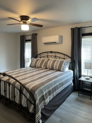 2 bedrooms, WiFi, bed sheets