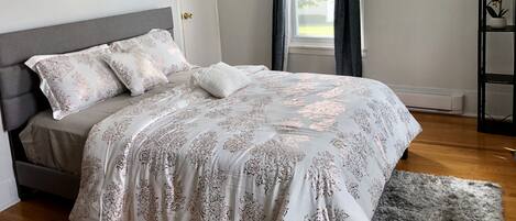 2 多间卧室、免费 WiFi