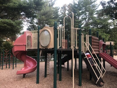Beautiful & Cozy 2 BR/ 2Beds/ Netflix/Alexa/Roku.