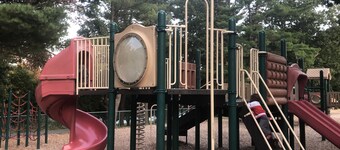 Beautiful & Cozy 2 BR/ 2Beds/ Netflix/Alexa/Roku.