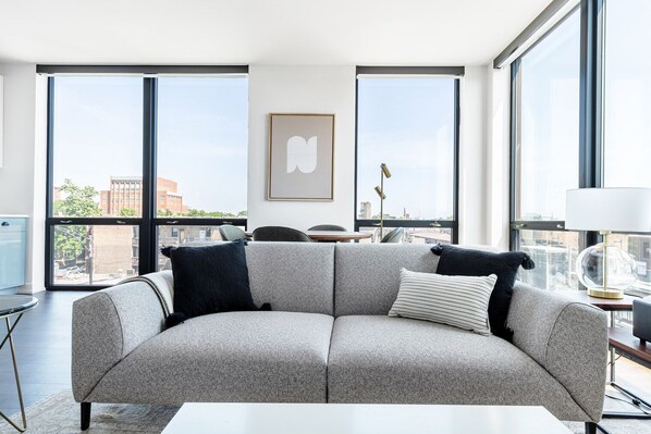 テレビ、ステレオ