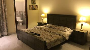 1 habitación, wifi y ropa de cama