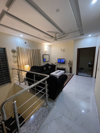 Interior. 1 Bed House - Sleeps 2 - Pets - Parking - Wifi