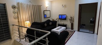 1 Bed House - Sleeps 2 - Pets - Parking - Wifi