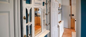 Charming 2-Bed Cottage in Milton Keynes, Sleeps 6