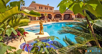 COLISEO - Stunning rustic villa for 8 people in Benissa