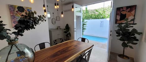 تناول الطعام