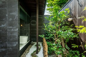 Traditional-Haus, 3 Schlafzimmer, Küche, Gartenblick (Non Smoking) | Blick auf den Garten