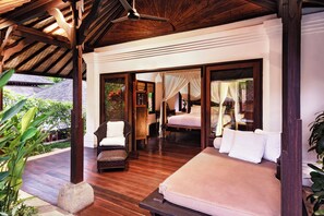 3 bedrooms, in-room safe, desk, iron/ironing board - 3BR Villa Pangi Gita | Cascading Gardens & Pool (Bali)