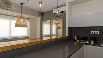 Fridge, microwave, oven, dishwasher