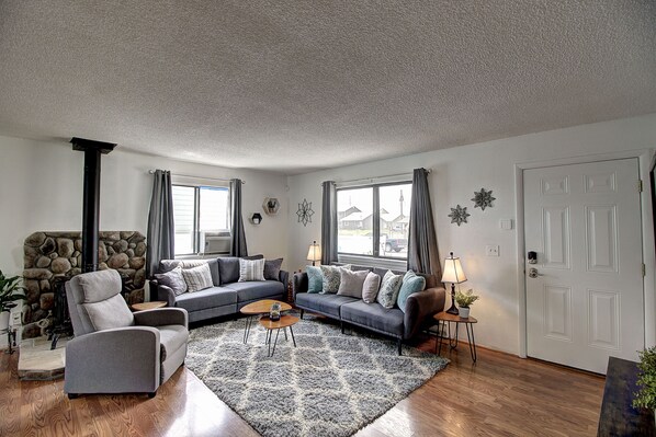 Smart TV, DVD player - Cozy getaway minutes from downtown Polson (Polson)