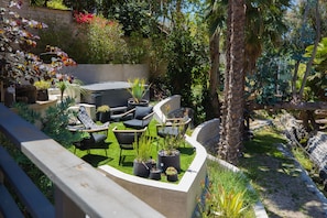 Property grounds - Rare Lux Home on Private street, beach close with golf cart and ebikes. (Laguna Beach)