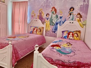 6 bedrooms, iron/ironing board, travel cot, free WiFi