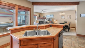 Private kitchen