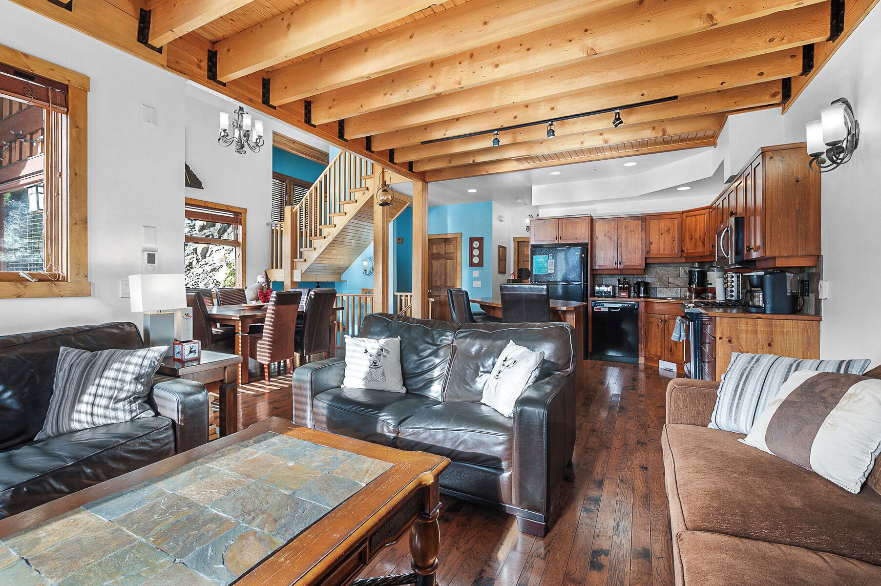 Duplex, 5 Bedrooms, Mountain View, Slope side (5 Bedrooms) | Living area | 50-inch TV with cable channels, fireplace, video game console