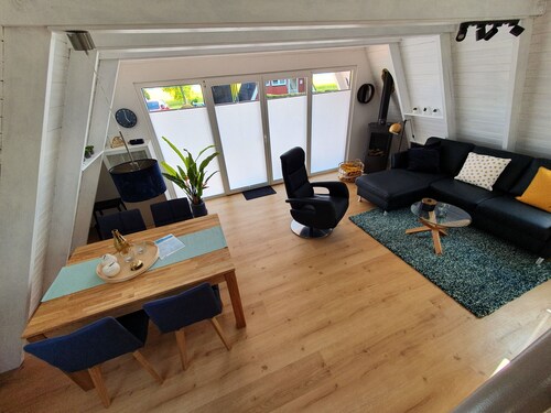 Nurdachhaus "Murmel 4" , Ladestation f. Elektroautos, Kamin, Strandkorb, WLAN