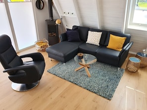 Smart TV, fireplace, books, stereo - Roof-only house "Murmel 4", charging station f. Electric cars, fireplace, beach chair, WLAN (Wittmund)