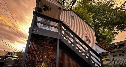 Private Guest Home steps from Paseo Arts District