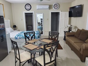 Interior - Peacefully and tranquility (Montego Bay)