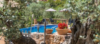 Villa Can Baixo with Sea Views, Wi-Fi, Garden & Shared Pool