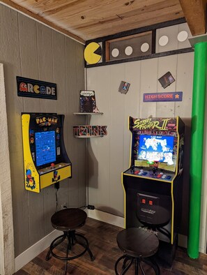 Spielezimmer