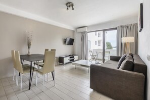 TV - Esmeralda apartment in Ibiza!!! 201 (Ibiza / Eivissa)