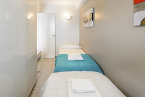 2 camere