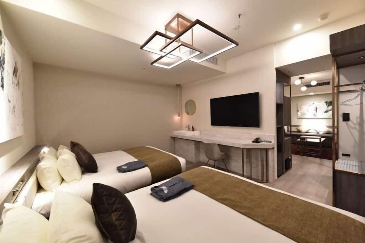In-room safe, desk, blackout curtains, free WiFi