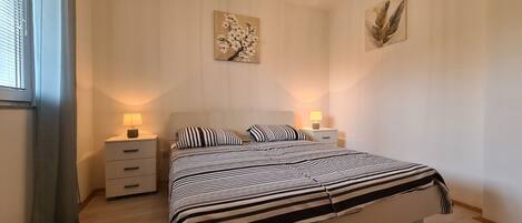 2 bedrooms, Internet