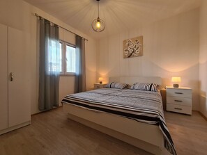 2 Schlafzimmer, Internetzugang
