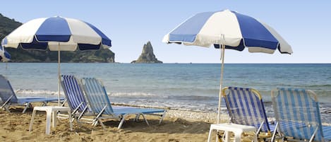 Una spiaggia nelle vicinanze