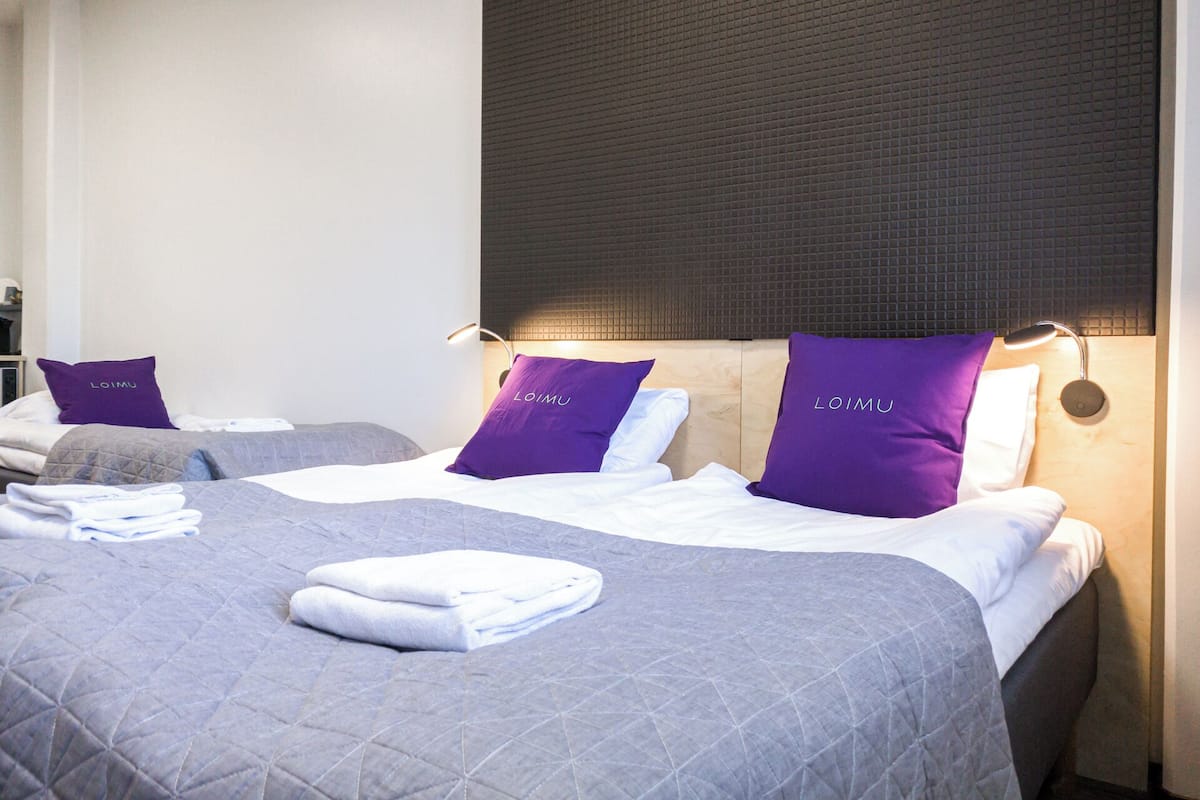 triple room | free wifi, bed sheets