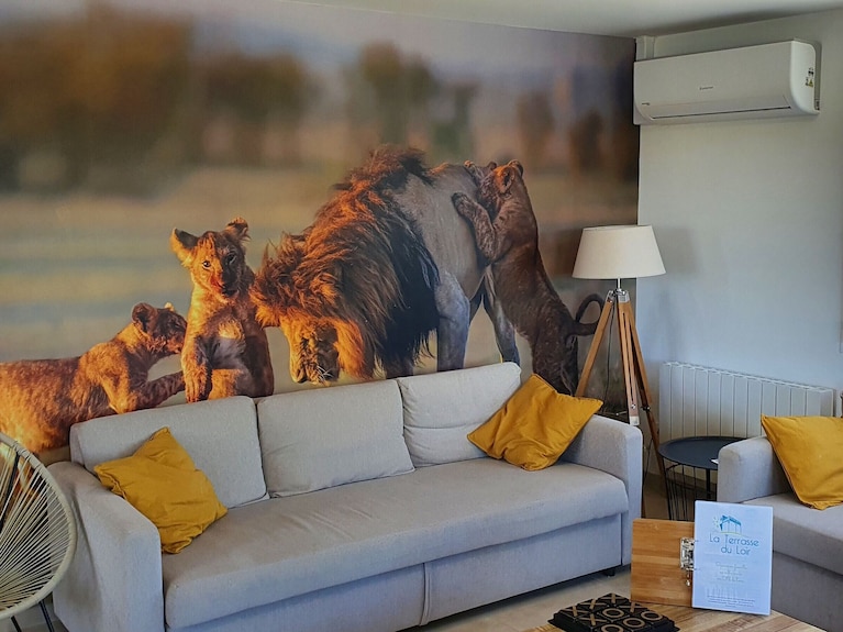 Gîte Familial Avec Piscine Privative Chauffée, Terrasse Sur Le Loir Et Proche Du Zoo De La Flèche - Zoo de La Flèche