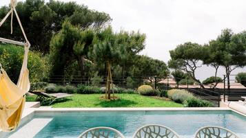 Piscine extérieure, piscine chauffée